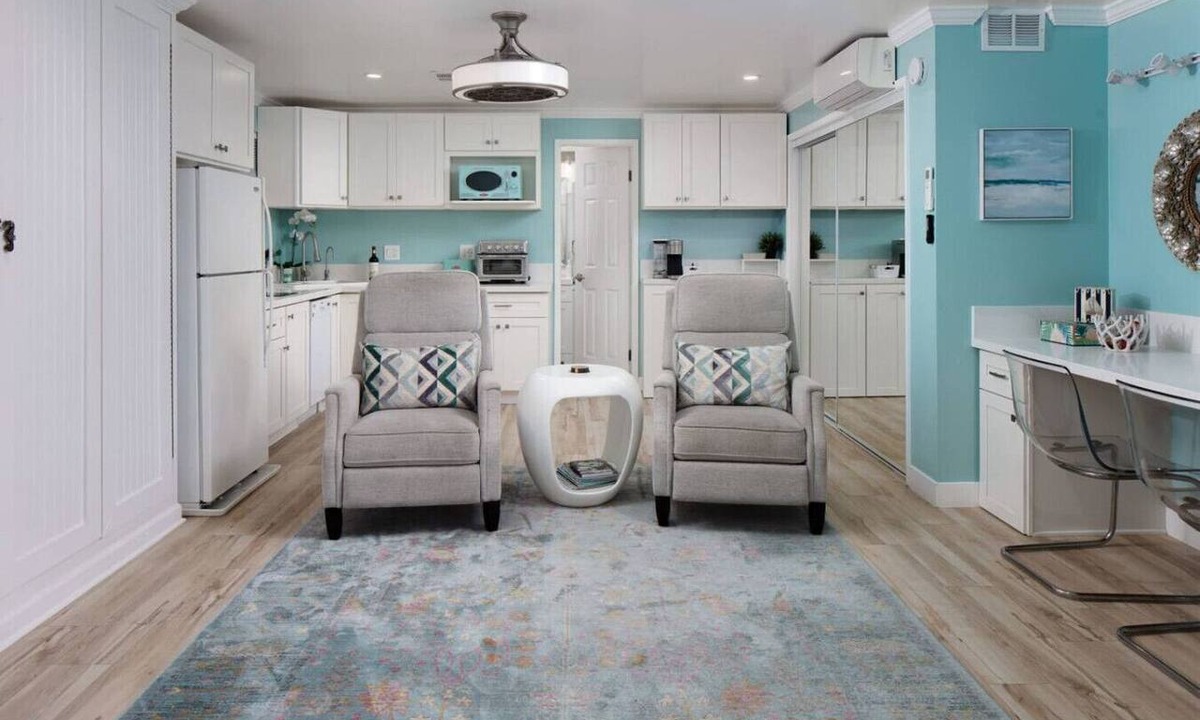 Bay Park Apartment | Suite with Rooftop Deck and Ocean Views in Mission
