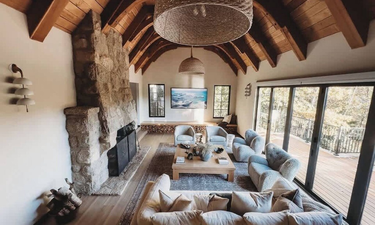 Lake Arrowhead House | The Centennial, (lakefront with dock & garden!)