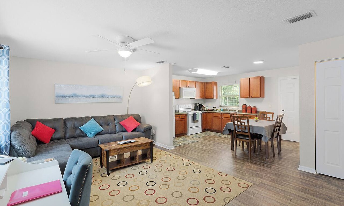 Ocala Apartment | The Downtown Retreat Five