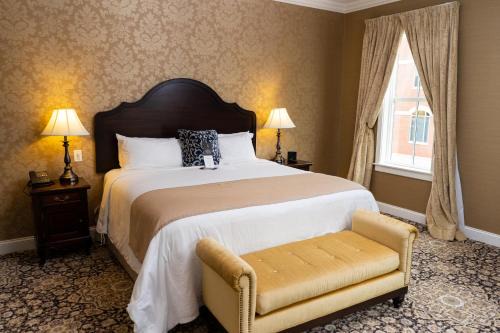 Mount Vernon Hotel | The Mount Vernon Grand Hotel