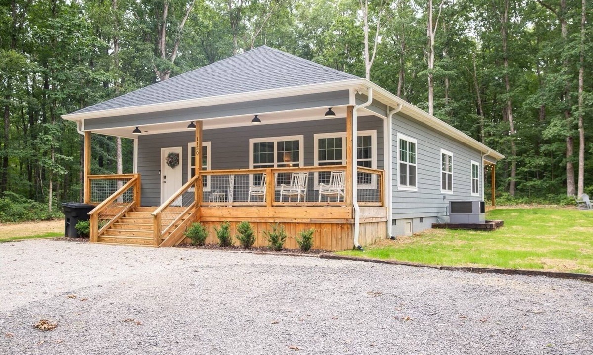 Monteagle Cabin | The Sandstone Chalet