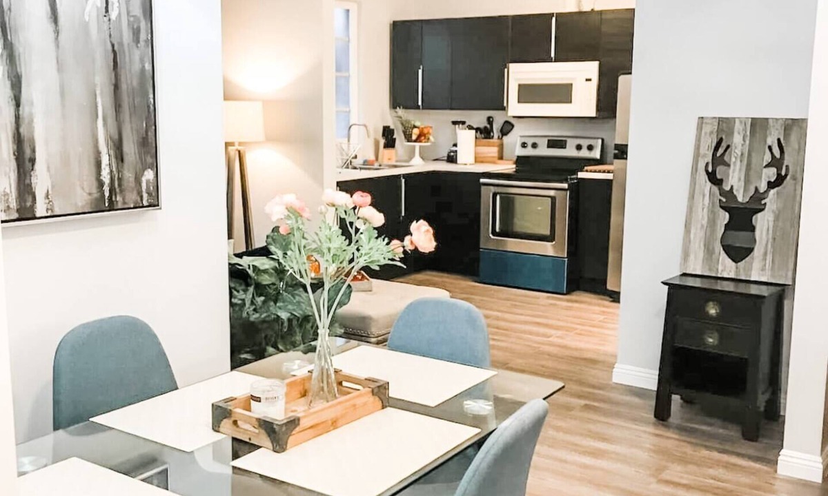 Pacific Terrace Hotel | Traveling with colleagues or another couple? We manage multiple suites in this building — message us about availability.