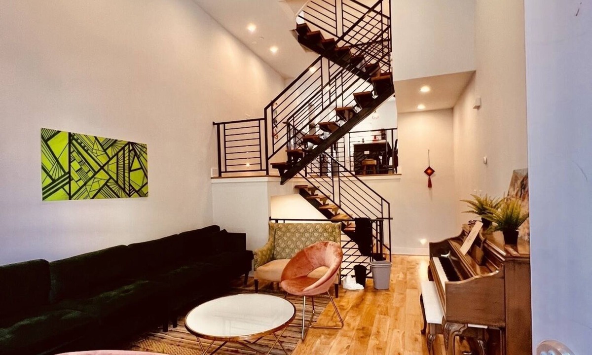 Southwest Center City House | Ultra cool modern 5 story home w/stunning roof deck view!