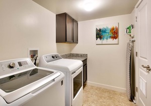 6H Spacious Moab RedCliff Condo, POOL & HOT TUB