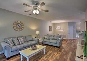 Beautiful Myrtle Beach Condo on Golf Course w/Pool