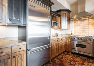 Silver Star 3302 | Condo with Fireplace