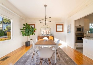 Spacious Home with view of Downtown and the Beach