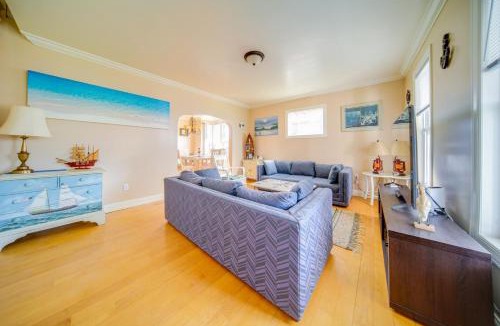 Ashtabula House | 1 Block to Bridge Street: Lake Erie Vacation Home!