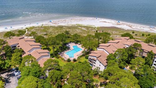 South Beach House | 1872 Beachside Tennis Villas: Sea Pines