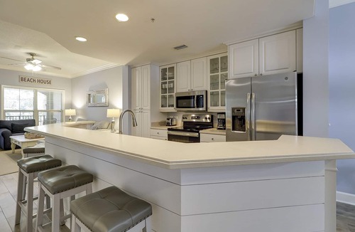 North Forest Beach Villa | 2 Bed/2 Bath Villa Centrally Located Near Coligny Beach, Rooftop Pool and Spa