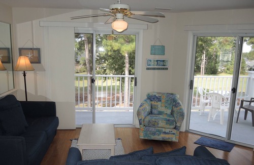 Calabash Villa | 2 Bedroom/2 Bathroom, Golf Course View, Calabash style Seafood nearby(2909)
