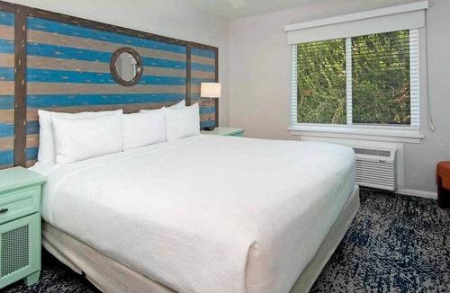 Mission Valley Resort | 2-bedroom resort in fantastic San Diego with AC and fitness room