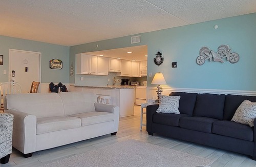 North Ocean City Condo | ⛱️2BR/2BA OCEANFRONT BUILDING. Book End of Summer/FALL Rates AS LOW AS $99/Night