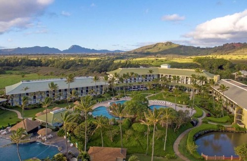 Hanamaulu House | 3 Comfortable Units with Private Balconies! Pool, Near Lydgate State Beach Park