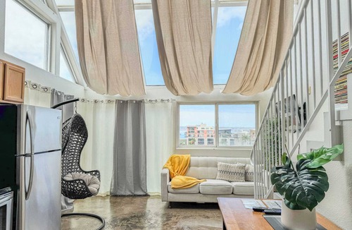 Little Italy Apartment | 303/C Little Italy double balcony Loft/Parking