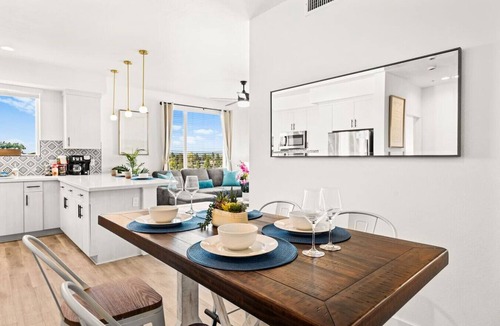 Kearny Mesa Apartment | 3BR Luxe Retreat: Pool & Spa
