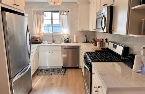 Clairemont Mesa House | 4 Bed 2 Bath House Near Everything in San Diego.