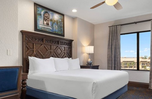 Lake Buena Vista Resort | 4 Bedroom Presidential, Dual Masters, Inside Disney Gate - 25% off Early Booking