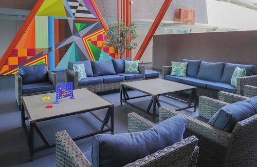 Little Italy Hotel | 4 Boutique Two-Queen Rooms Near San Diego Harbor – Ideal for Families or Groups