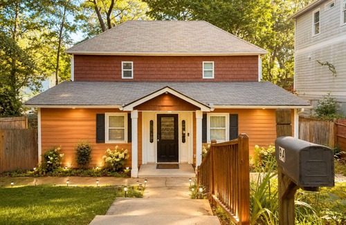 Edgewood House | 4BR2BA Creekside Edgewood Retreat Near World Cup