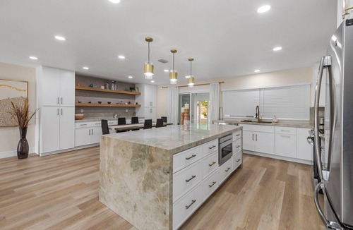 University City House | 5 bedroom house in marvelous San Diego with AC, WiFi. Enjoy your stay