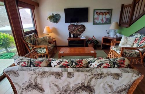 Punaluu House | 58 2 bedroom 2 bath