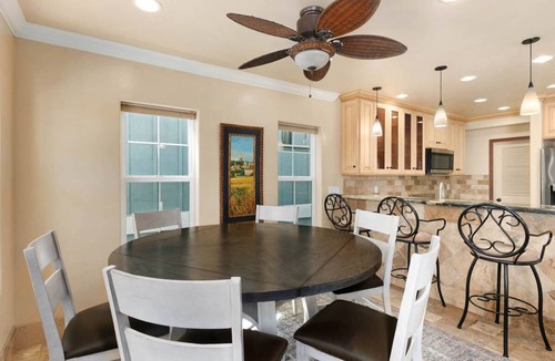 South Mission Beach House | 6br South Mission Beach 4 HOUSES TO BEACH New furniture new stoves June 1, 26.