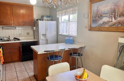 Clairemont Mesa East House | A Bridge to All San Diego Central Pool Home Private Room