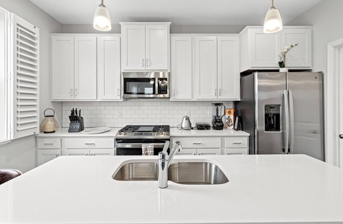 Rogers House | A comfortable 3-bedroom home offers 5 beds and can accommodate up to 8 guests.