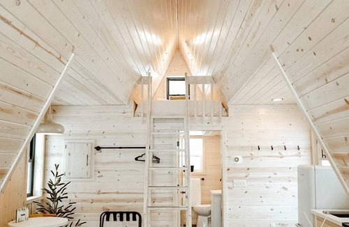 Crosby Cabin | A-Frame Paradise: Retreat with Exclusive Steam Sauna in Mission Township