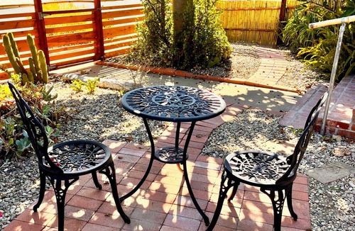 Bay Ho House | Adorable 1 bedroom house 8 min from La Jolla!
