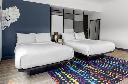 Merry Oaks Hotel | Aloft by Marriott Nashville Airport