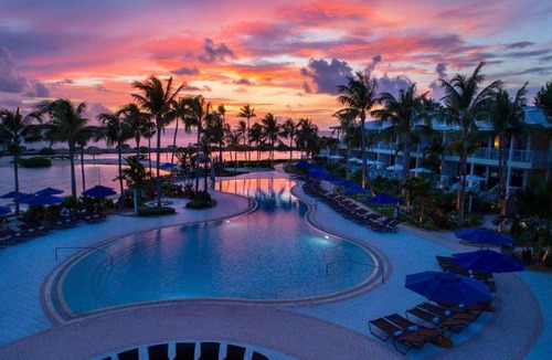 Marathon Apartment | Amazing Sunset Stay | Fishing. Outdoor Pool. Two Bedroom Villa