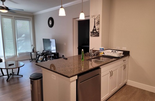 Mission Valley Condo | Amazing vacation & shopping in San Diego 2 suits and 3 bath FB1