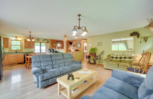 South Range House | Amnicon Oasis - Secluded Retreat - Pet friendly