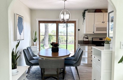 Linda Vista House | Art Gallery Family Home - Southern California Style - Excellent Location