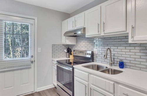 Austell Villa | ATH - Davis Drive · 2BR New! Clean! Stylish! & Pets Welcome