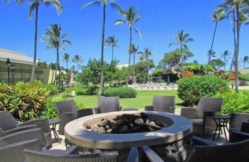 Hanamaulu Apartment | August Sale - Third-Floor Lihue Condo with Resort Pools, Gym, Spa & Dining
