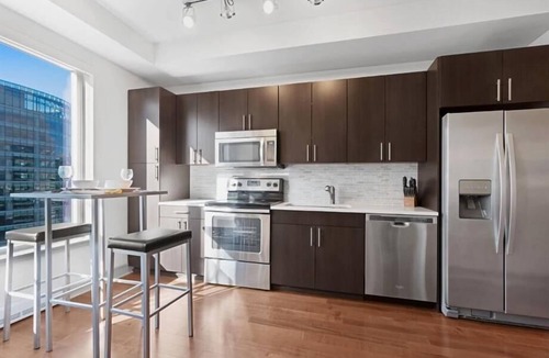 Pacific Terrace Apartment | Balboa Park 1 BR | Marina Park | Family friendly