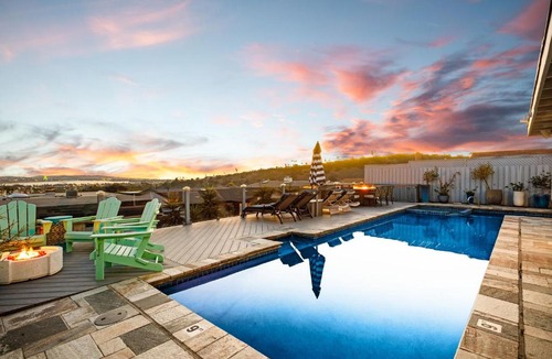 Bay Ho House | Bayside Bliss House - Pool Spa Views