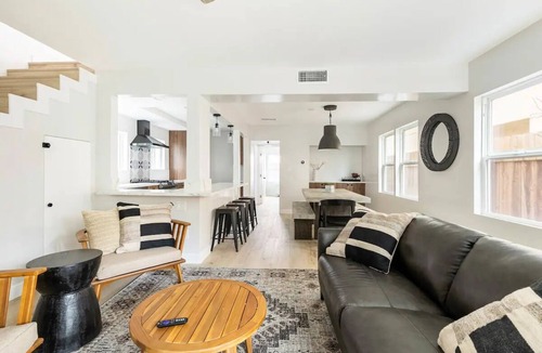 Crown Point House | Beach Home W AC - 5 BR - Free Parking - EV Charge
