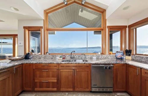 Clinton House | Beachfront home with Pool, Hot Tub, and Dogs OK