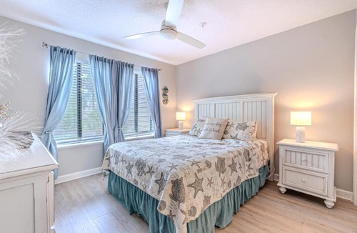 Palmetto Dunes Apartment | Beachfront Resort Villa Pool Steps to the Sand