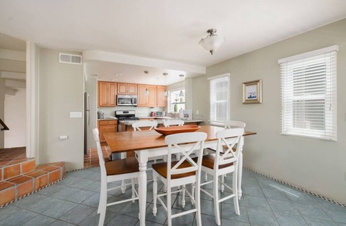 Mission Beach Villa | Beachy Keen Townhome on Jersey Crt! Steps to Sand