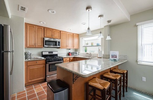 Mission Beach Villa | Beachy Keen Townhome on Jersey Crt! Steps to Sand