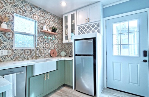Normal Heights House | Beautiful 1 BR 1 Bath craftsman style house in family friendly Normal Heights