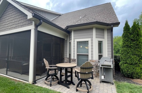 Winchester House | Beautiful Lake Townhouse at Twin Creeks Resort
