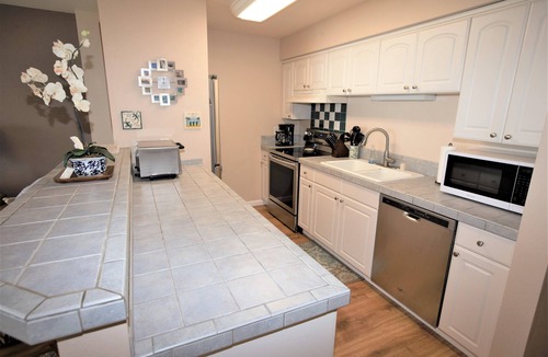 Wailua Condo | Beautiful Spacious Oceanfront Condo on Wailua Bay