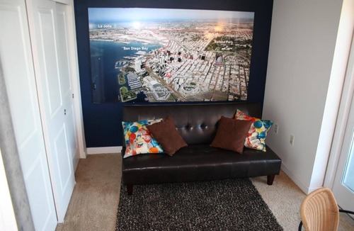 Civic Core Apartment | Beautiful upscale luxury apartment walking distance from Petco park & Gaslamp