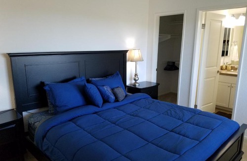 Mission Valley Apartment | BEST LOCATION, BEST PRICE in Fashion Valley 3 bedrooms FD1